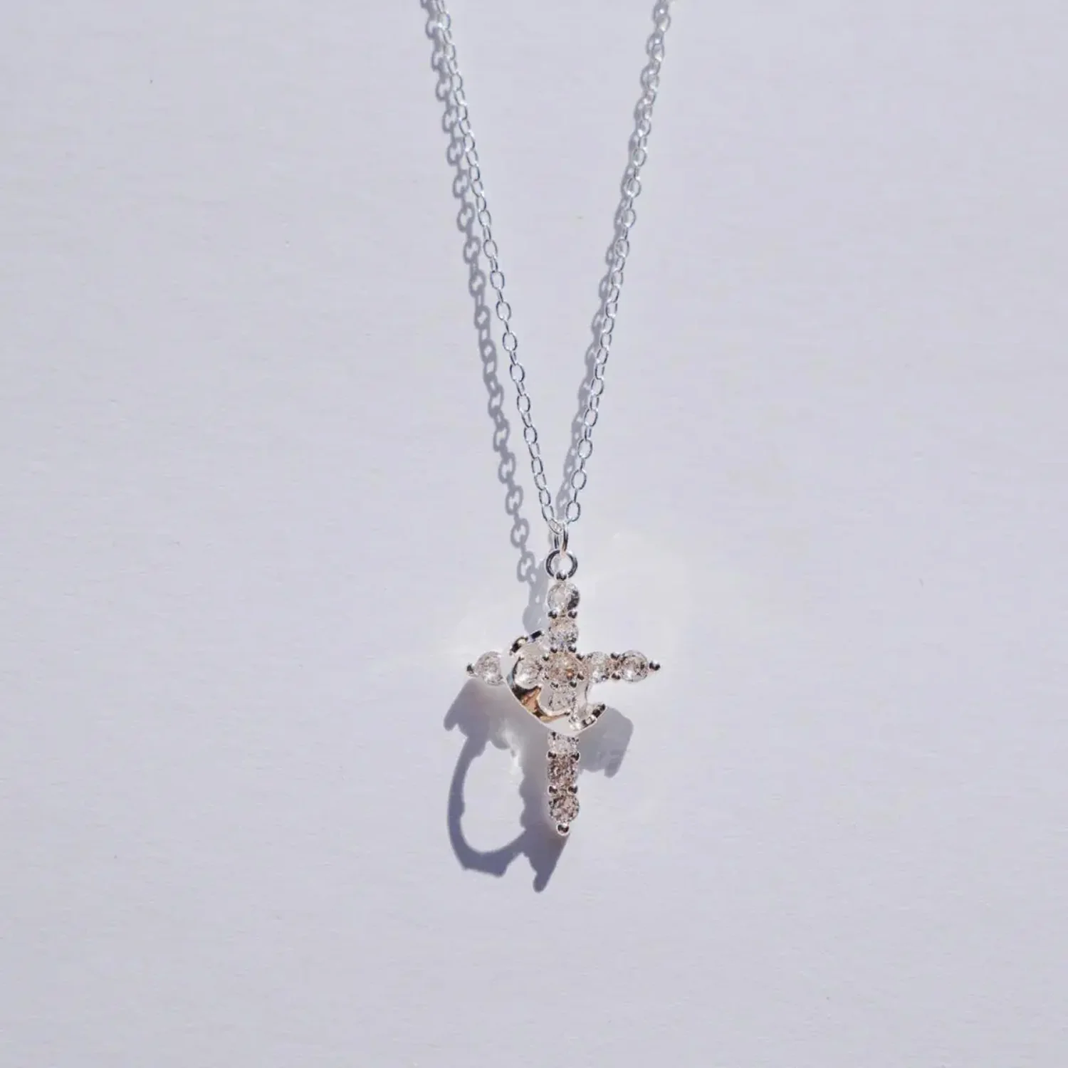 Collar de cruz con corona de fe - Image 2